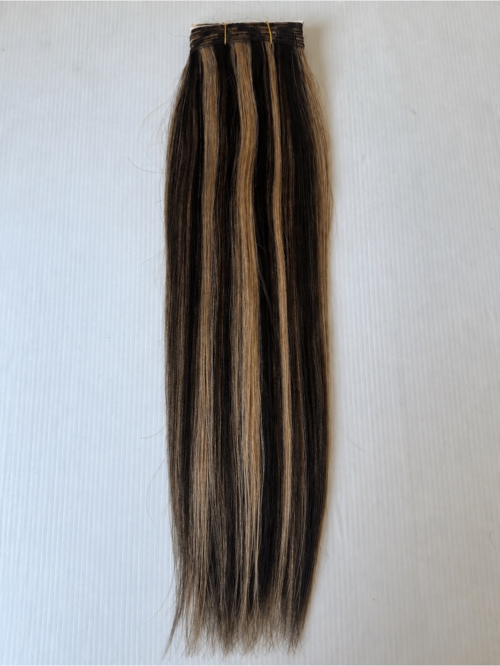 16” 100% Human Hair Highlighted Straight Weft Extensions dark Brown Blonde